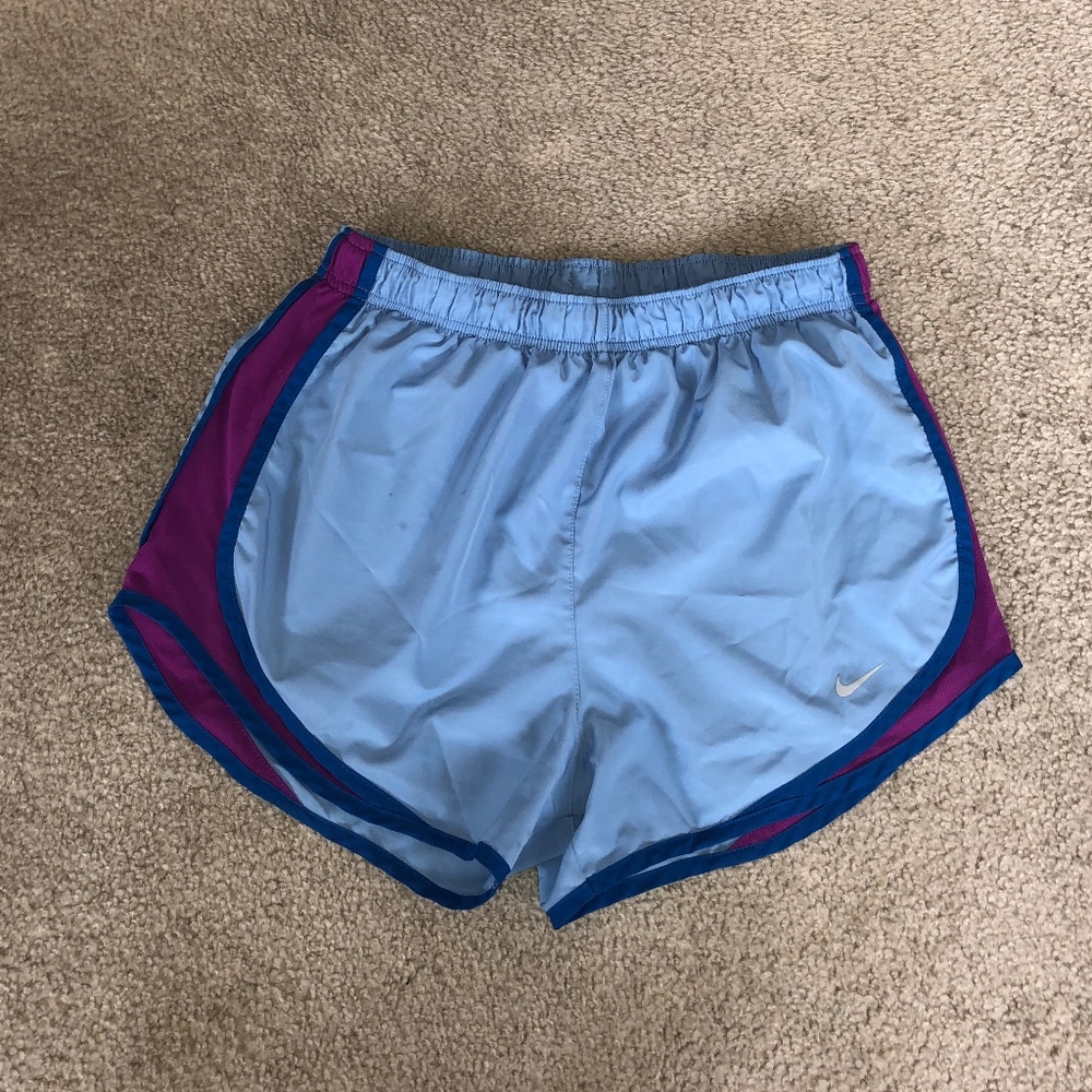 Nike athletic shorts blue size medium